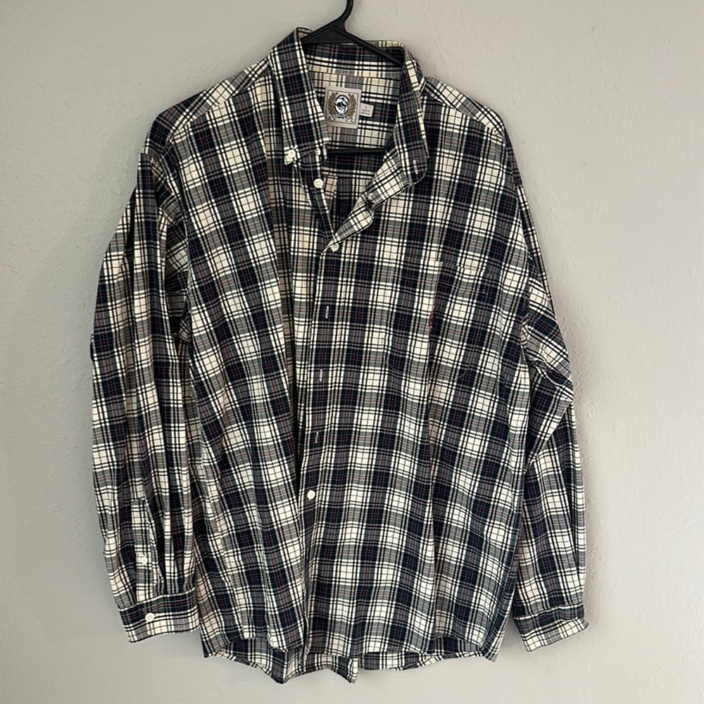 Cinch western long sleeve button up shirt. Size large. Great condition.